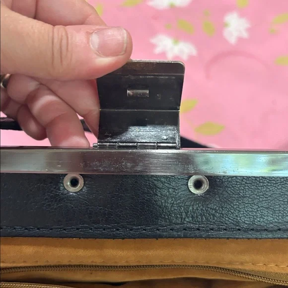 Patricia Nash Satchel/Top Handle Bag - Picture 9 of 9